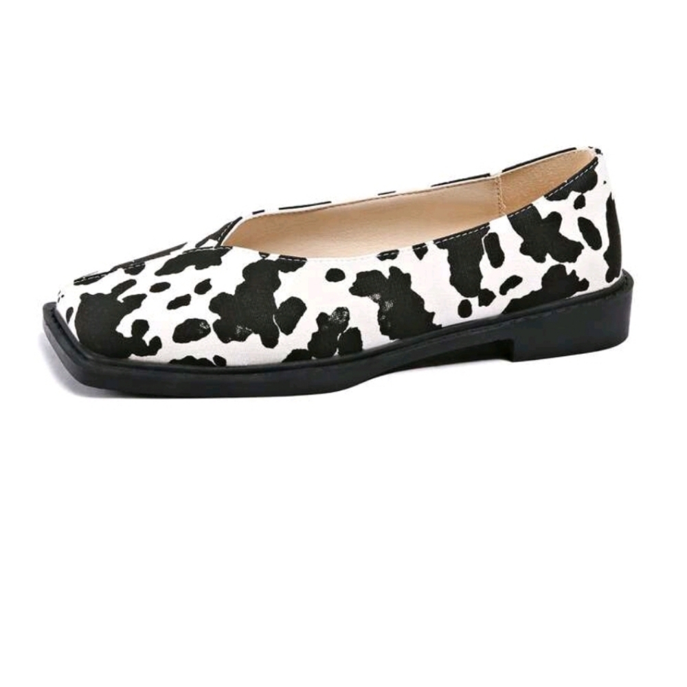 NEW COW PRINT PATENT LEATHER SQUARE TOE FLAT LOAFERS - Picture 2 of 9